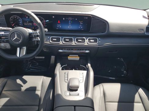 Used 2026 Mercedes-Benz GLS 450 4MATIC image 19