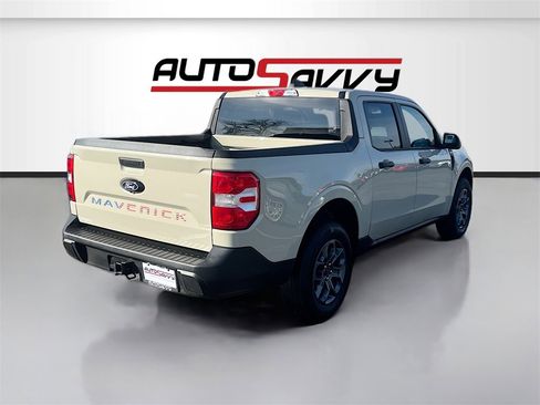 Used 2025 Ford Maverick XLT w/ Equipment Group 302A image 7