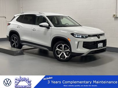 New 2025 Volkswagen Tiguan SE