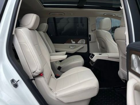 Certified 2022 Mercedes-Benz GLS 450 4MATIC image 92