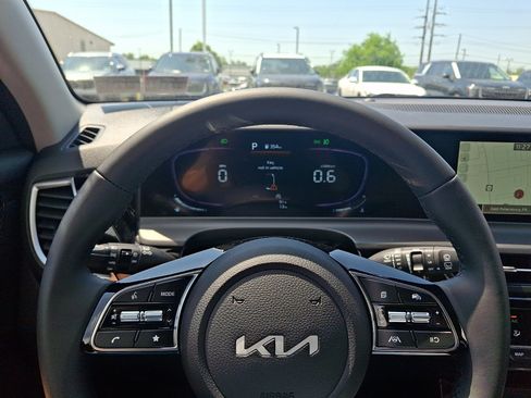 New 2026 Kia Seltos S AWD/4WD image 13