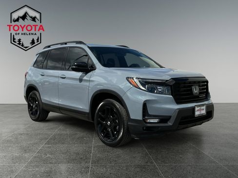 Used 2025 Honda Passport Black Edition image 7