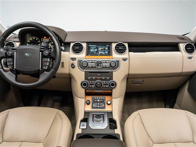 Used 2016 Land Rover LR4 HSE LUX AWD/4WD image 20