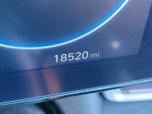 Certified 2024 Hyundai Elantra SEL image 21