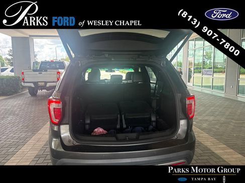 Used 2016 Ford Explorer Limited w/ Equipment Group 301A FWD image 7
