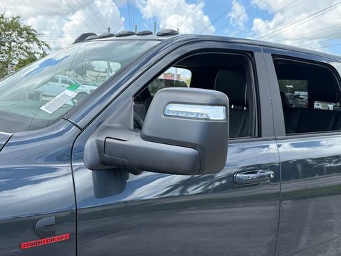 New 2025 RAM 2500 Limited image 27