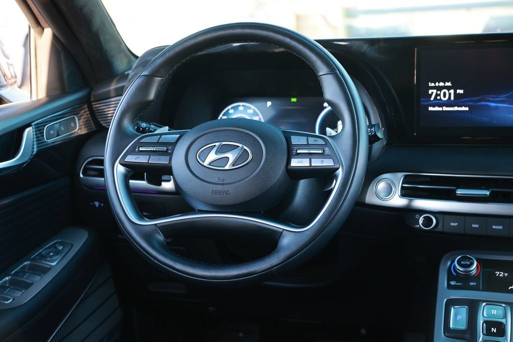 Used 2024 Hyundai Palisade Calligraphy FWD image 30