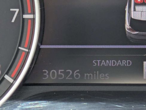 Used 2023 Nissan Rogue SV FWD image 28