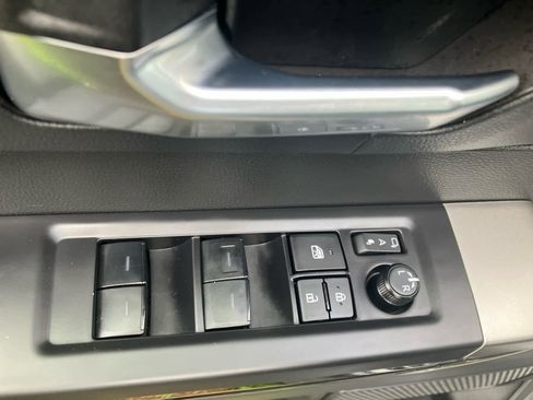 Used 2025 Toyota Sequoia Limited image 12