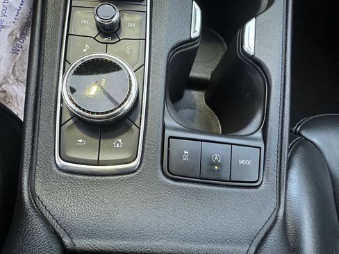 Used 2020 Cadillac XT4 Premium Luxury image 37