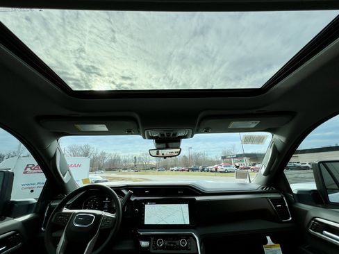 New 2026 GMC Sierra 2500 Denali w/ Denali Reserve Package image 34