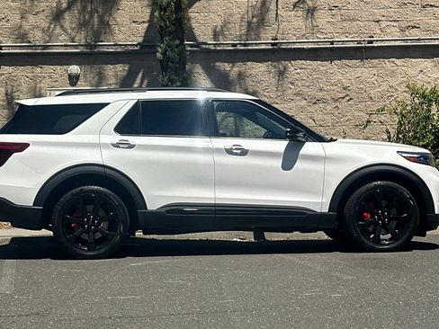 Certified 2023 Ford Explorer ST w/ Equipment Group 401A AWD/4WD image 2