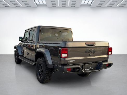 New 2026 Jeep Gladiator Sport AWD/4WD image 7
