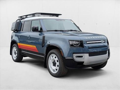 New 2025 Land Rover Defender 110 S image 7