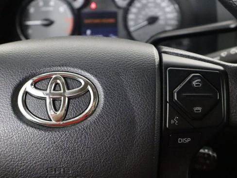 Used 2017 Toyota Tundra SR AWD/4WD image 8