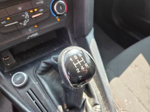 Used 2016 Ford Focus S FWD image 17
