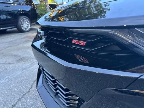 Certified 2023 Chevrolet Camaro SS image 32