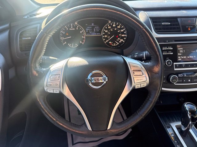 Used 2017 Nissan Altima 2.5 SL FWD image 14