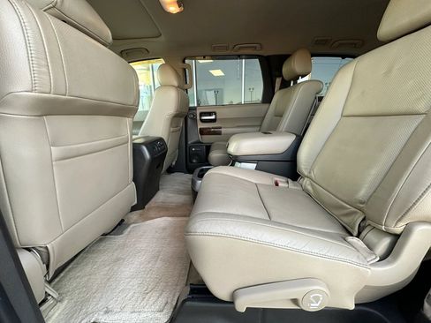 Used 2008 Toyota Sequoia Platinum RWD image 13