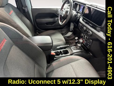 Used 2024 Jeep Wrangler Unlimited Rubicon w/ Safety Group image 4