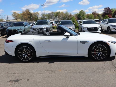 Used 2022 Mercedes-Benz SL 55 AMG 4MATIC image 10
