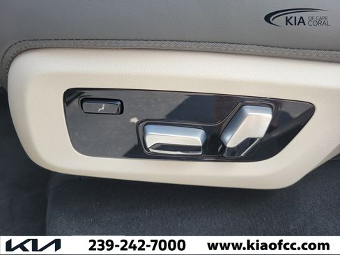Used 2024 BMW ALPINA XB7 AWD/4WD image 17
