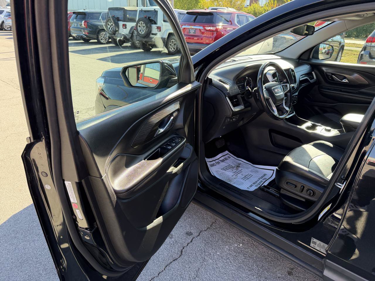 Used 2020 GMC Terrain SLT AWD/4WD image 13