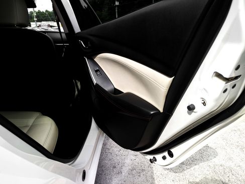 Used 2015 MAZDA MAZDA6 Grand Touring image 19