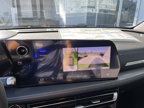 New 2026 Chevrolet Traverse LT image 45