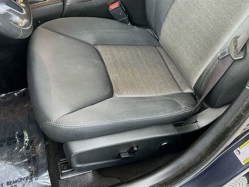 Used 2019 Chrysler 300 Touring w/ Sport Appearance Package image 25