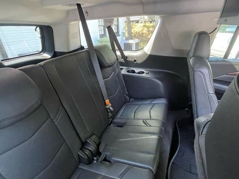 Used 2020 Cadillac Escalade ESV Luxury AWD/4WD image 30
