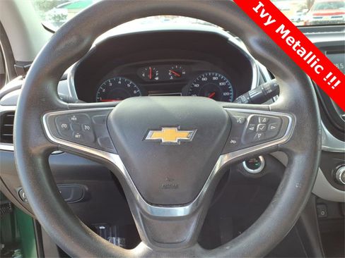 Used 2018 Chevrolet Equinox LS image 22