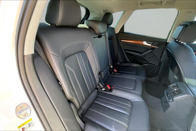 Used 2023 Audi Q5 2.0T Premium Plus AWD/4WD image 29