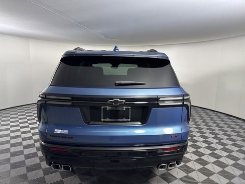 New 2026 Chevrolet Traverse RS w/ LPO, Floor Liner Package image 4