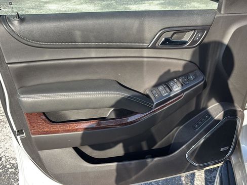 Used 2018 GMC Yukon SLT w/ HD Trailering Package image 14