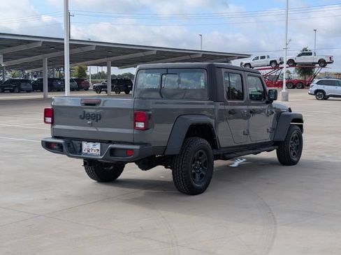Used 2022 Jeep Gladiator Sport w/ Trailer Tow Package AWD/4WD image 5