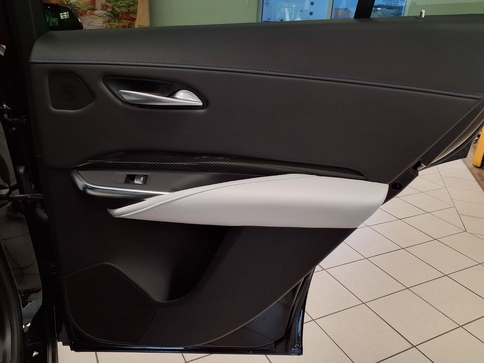Certified 2025 Cadillac XT4 Sport FWD image 13