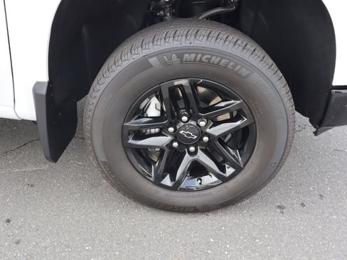 Certified 2024 Chevrolet Silverado 1500 LT Trail Boss image 36