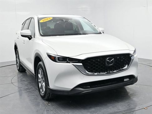 Used 2023 MAZDA CX-5 AWD 2.5 S w/ Preferred Package image 2