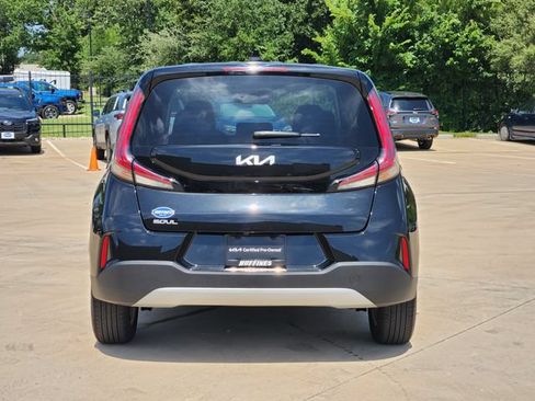 Certified 2025 Kia Soul LX w/ LX Technology Package FWD image 6