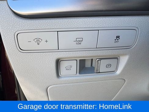 Used 2023 Hyundai Palisade SEL w/ Premium Package image 32