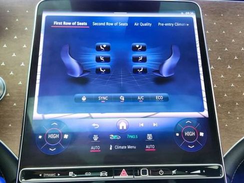 Used 2023 Mercedes-Benz EQE 350+ 4MATIC SUV w/ Pinnacle Trim Package image 47