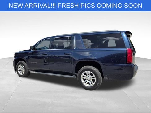 Used 2019 Chevrolet Suburban LT AWD/4WD image 4