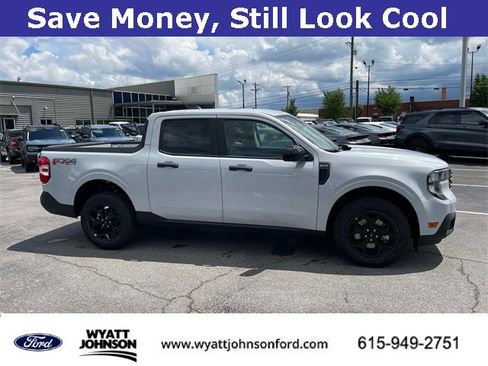 New 2025 Ford Maverick XLT w/ XLT Luxury Package image 2