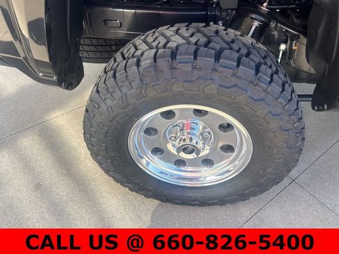 New 2025 Toyota Tacoma SR5 image 9