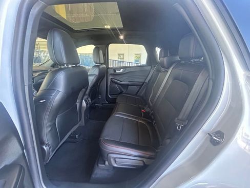 Used 2025 Ford Escape ST-Line w/ Tech Pack #1 image 32