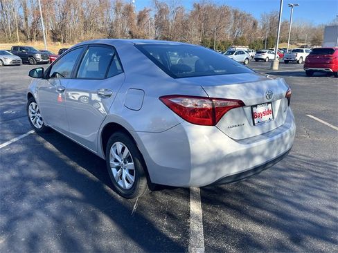 Used 2018 Toyota Corolla LE w/ Carpet Mat Package (TMS) image 17