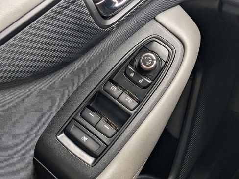 Used 2020 Subaru Outback Premium image 21