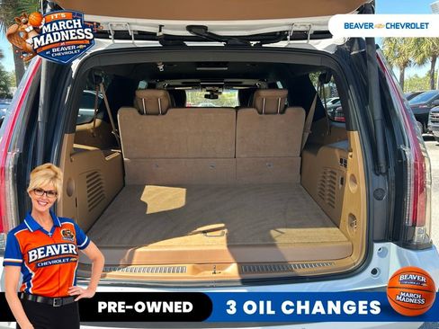 Used 2017 Cadillac Escalade ESV Platinum image 11