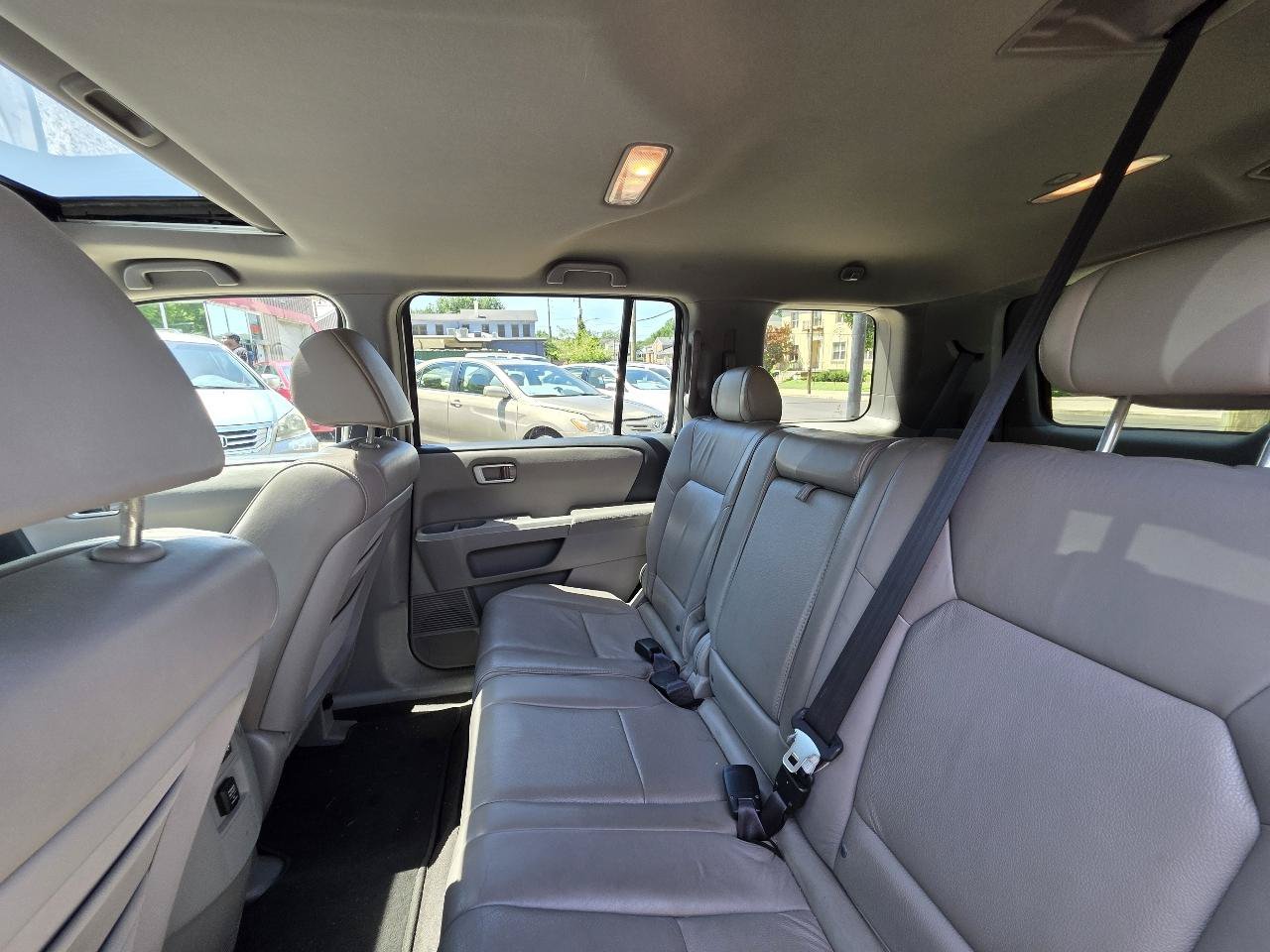 Used 2010 Honda Pilot EX-L image 20